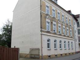 Niederlassung Leipzig vermittelt 7 Familienhaus in Zwenkau bei Leipzig im Bankenauftrag
