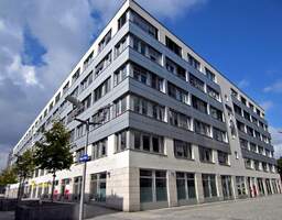 Ladenbüro nahe dem Dresdner Hauptbahnhof im Stadtzentrum