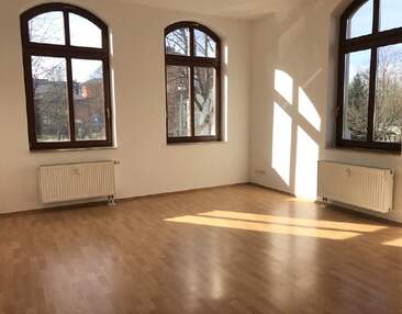 2 Zimmerwohnung mit EBK und Stellplatz in Altendorf zur Miete