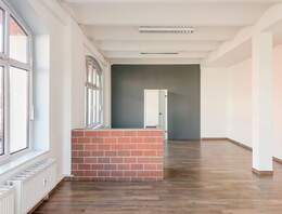 70 m² große Bürofläche im Loft-Charakter in Dresden Laubegast zur Miete