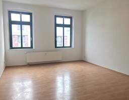 2 Zimmerwohnung mit Balkon und Stellplatz ++ Hilbersdorf