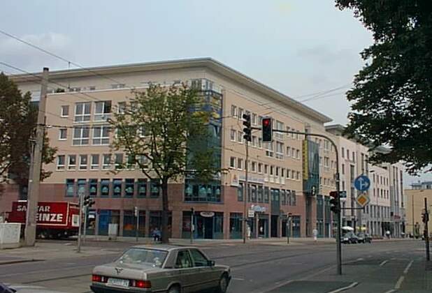 770 + 369 m² Ladenfläche konnten an KIK Textilien und Non-Food GmbH und die Textil-Handelskette NKD vermittelt werden