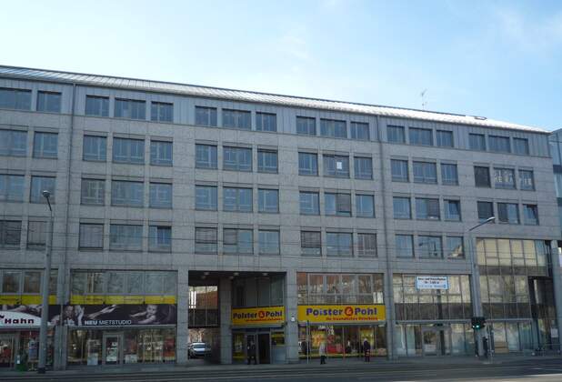 Mietvertrag über ca. 400m² Ladenfläche am Postplatz in Dresden vermittelt