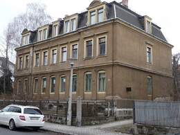 DER IMMO TIP konnte unsaniertes Mehrfamilien in Dresden vermitteln.