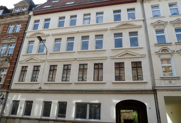 teilsaniertes Mehrfamilienhaus in Leipzig-Kleinzschocher erfolgreich vermittelt