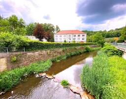 Charmante 4-Raumwohnung mit gemütlichem Balkon und großem Garten in Dohna zur Miete !