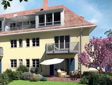 Sanierte Eigentumswohnung mit Balkon und Gartenanteil in Berlin-Tegel