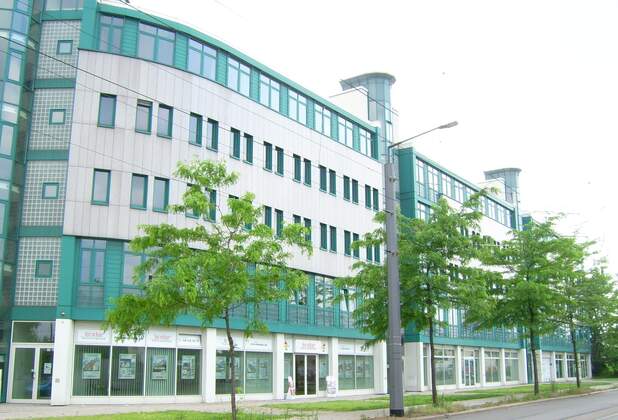 800 m² Bürofläche im Dresdner KONTORHAUS vermittelt