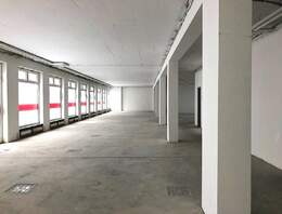 Gewerbefläche im Erdgeschoss im Stadtzentrum von Dresden