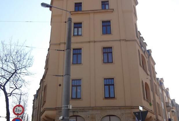 Eckladen auf Großenhainer Straße vermietet