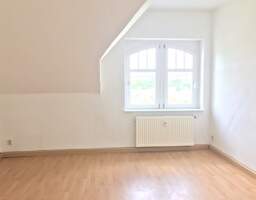 Großzügige 2 Zimmer Dachgeschosswohnung ++ Sonnenberg