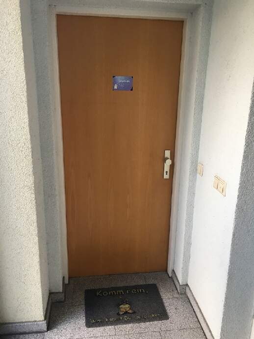 Wohnungseingstür