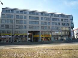 Arztpraxis zieht ins Bürohaus Hertha-Lindner-Straße 10 am Dresdner Postplatz