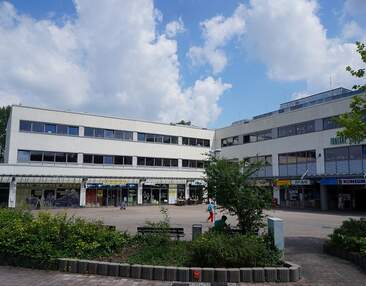 Einkaufscenter im Dresdner Norden + 260 m² Gewerbefläche zur MIETE