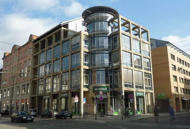 Mietvertrag über 360 m² Bürofläche an ein Software-Unternehmen in Dresden vermittelt