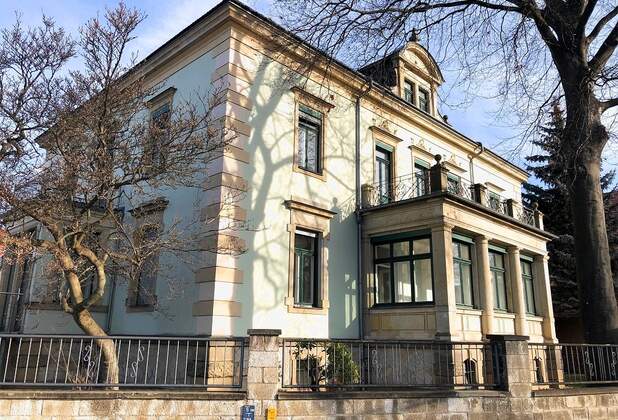 Pirna: DER IMMO TIP vermittelt Mietvertrag über 850 m² Bürohaus an Bundesbehörde