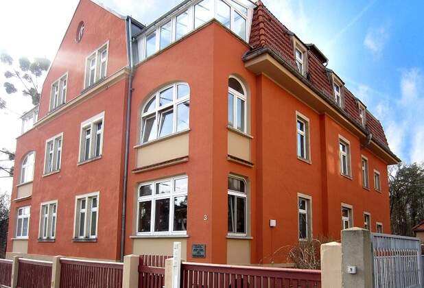 Kaufvertrag für Mehrfamilienhaus in Dresden Klotzsche vermittelt