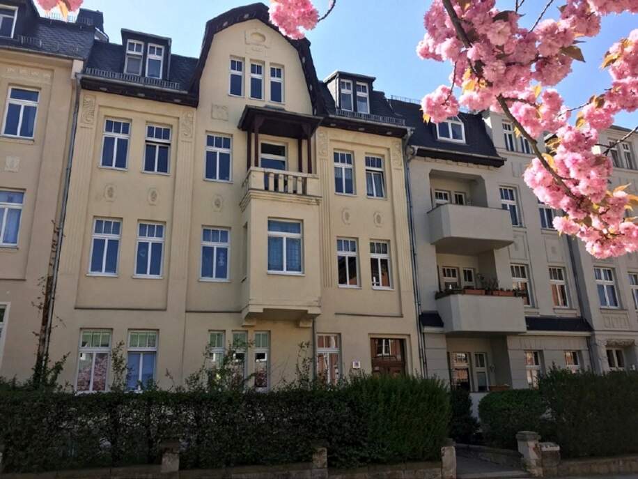 Hausansicht - Immobilienmakler Dresden, Chemnitz, Leipzig