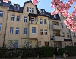 2 Zimmerwohnung mit EBK und Balkon und Garten in Altendorf zur Miete