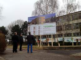 Bautafel für das Projekt Am Gorbitzbach steht! Erste Interessenten sind begeistert!