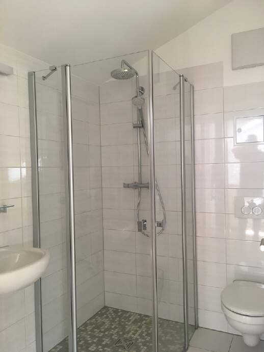 Bad mit Dusche