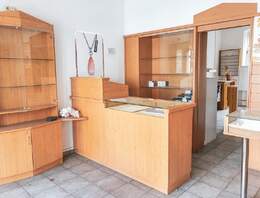 Ladenbüro an frequentierter Hauptstraße in Dresden Neustadt zur Miete