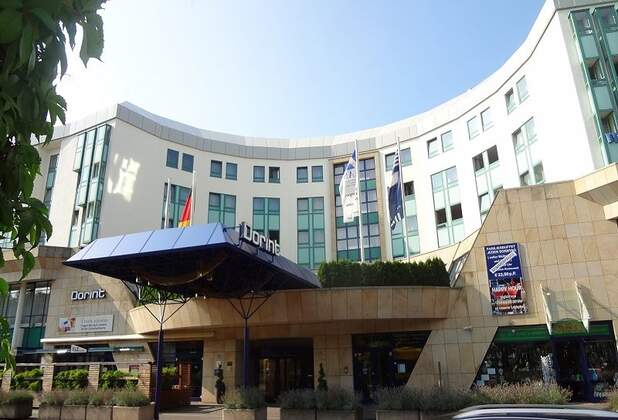 Weitere Ladenfläche im 4 Sterne Dorint-Hotel in Dresden vermietet