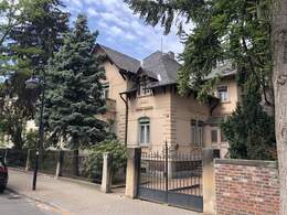 Dresden: Villa an gelisteten Kunden unseres Hauses vermittelt