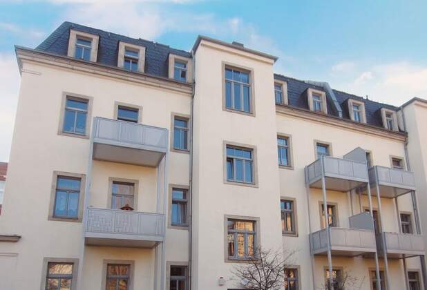 Dresden: Erneute Vermittlung eines Kaufvertrages zu einer Büroeineinheit mit ca. 80 m²